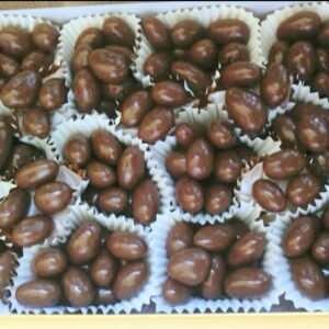 🇺🇸 📬 milk chocolate covered almonds (1lb., 🇺🇸📬 price includes domestic shipping)