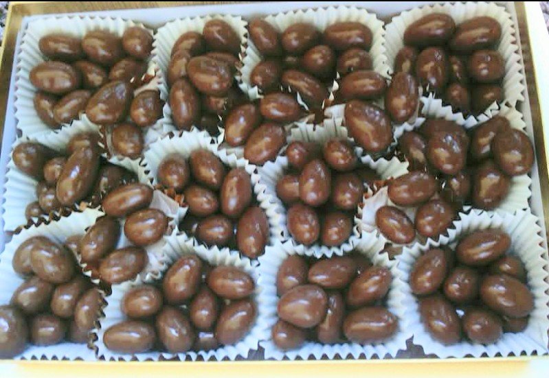 πΊπΈ π¬ milk chocolate covered almonds (1lb., πΊπΈπ¬ price includes domestic shipping) πΊπΈ π¬ milk chocolate covered almonds (1lb., πΊπΈπ¬ price includes domestic shipping)
